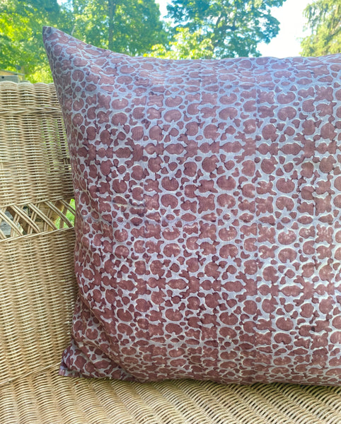 Grand Suzani<br>Colour Rose Clay/Aura<br> 26 x 26"