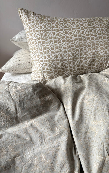 Saturna <br> Colour Mineral/Smoke<br>Duvet Covers & Envelope Shams