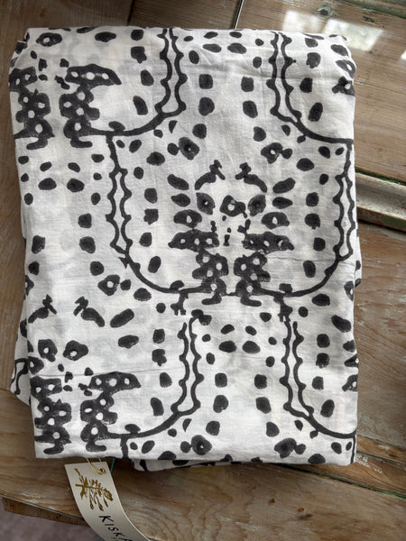 Saturna<br>Colour Excalibur<br> Standard  Envelope Sham Pair