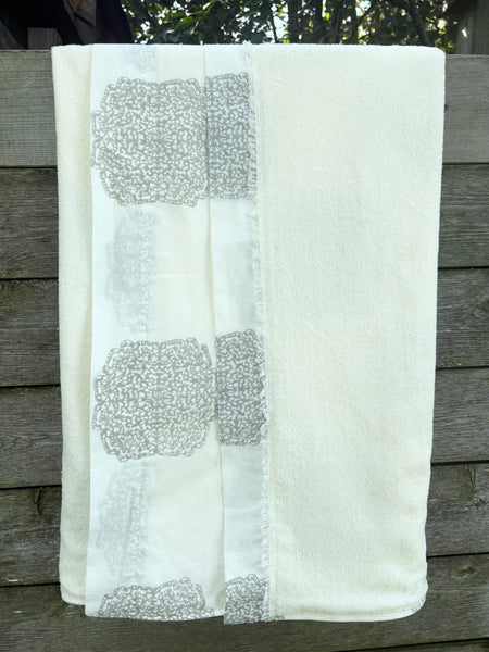 Tiger Butterfly<br> Colour Smoke<br>Towel
