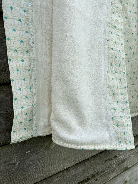 Hy'shqa<br>Colour Iguana br> Towel