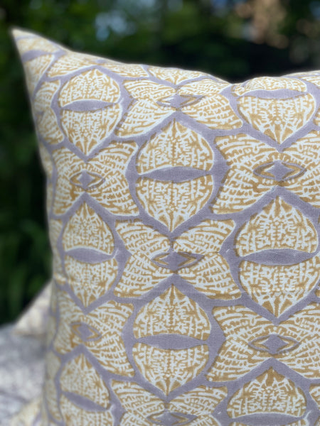 Tahlequah<br>Rattan/Aura<br> 22 x 22"