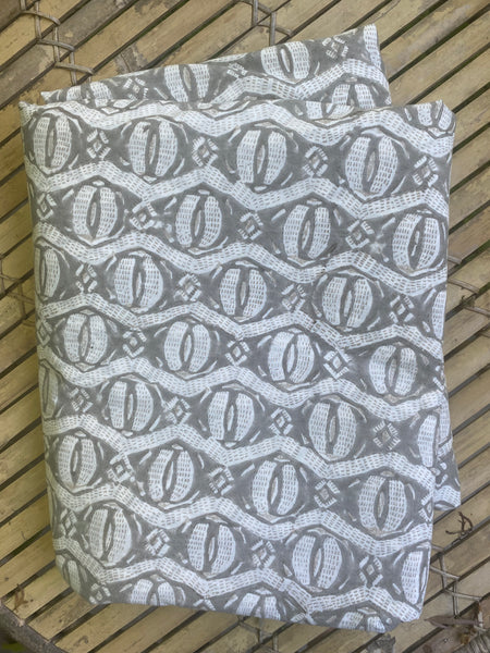 Notch<br> Colour Smoke/Mineral <br> Queen Duvet Cover